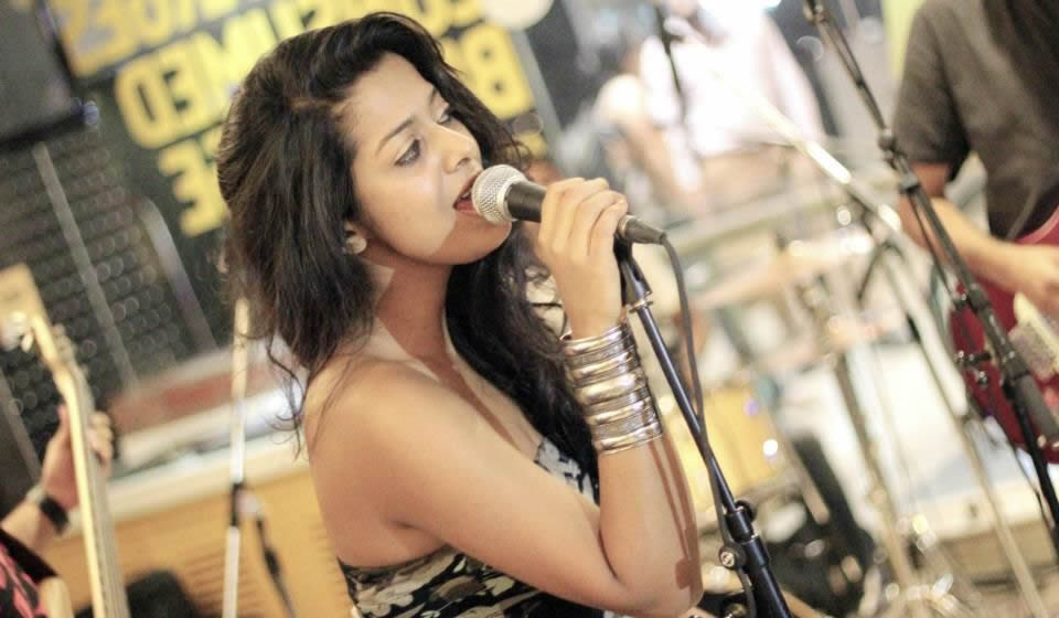 top bollywood singer faridabad