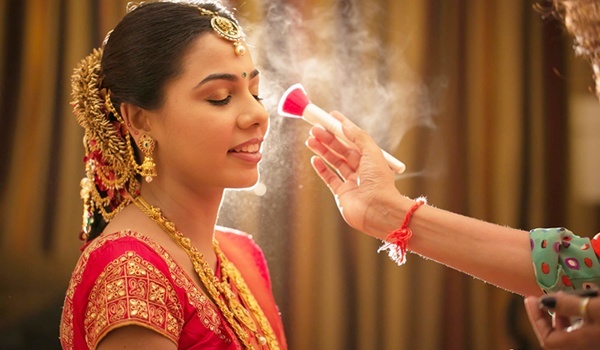 famous bridal makeup artist faridabad