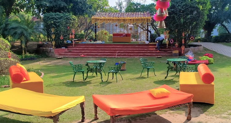 best farm house for party faridabad